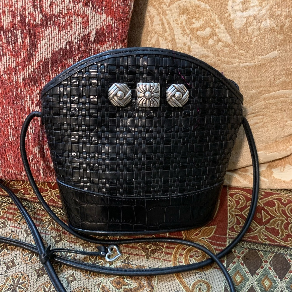 Beautiful Vintage Brighton Mini Purse. Weave in front, back is leather.